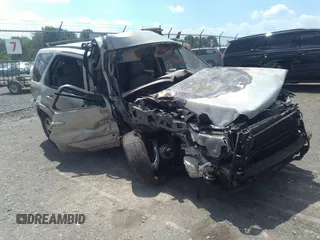 2005 Ford Escape Limited с VIN 1FMYU94175KA51758, выставлен на аукционе IAAI как лот 42578887 с пробегом 109 813 миль миль и . История ставок и продаж доступна на DreamBid. Изображение 1.