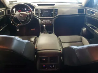 2018 Volkswagen Atlas SE with VIN 1V2KR2CA9JC571127, listed as a Copart auction lot 58188885 with 106,745 mi miles and Salvage title. Bid and sale history available at DreamBid. Image 8.