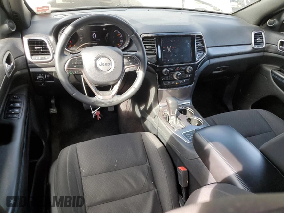 2019 Jeep Grand Cherokee Upland with VIN 1C4RJFAG7KC537517, listed as a Copart auction lot 45777175 with 131,344 mi miles and Salvage Title. Bid and sale history available at DreamBid. Image 8.