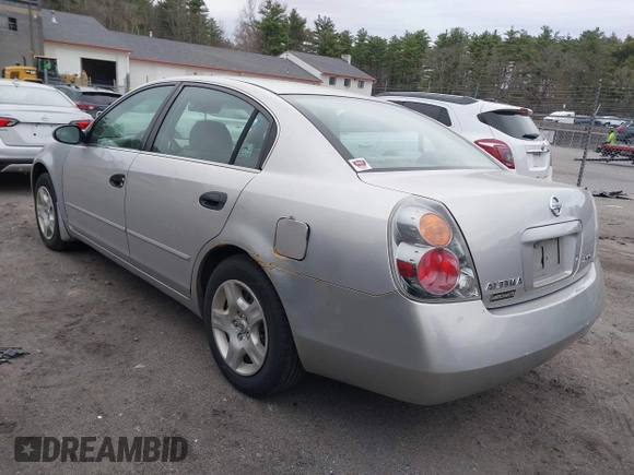 2003 Nissan Altima S with VIN 1N4AL11D33C265538, listed as a IAAI auction lot 42082079 with 180,138 mi miles. Bid and sale history available at carsss.com. Image 3.