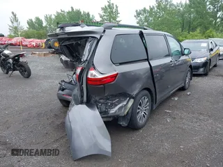 2018 Toyota Sienna XLE Auto Access Seat with VIN 5TDYZ3DC8JS916681, listed as a IAAI auction lot 42257674 with 124,262 mi miles and . Bid and sale history available at DreamBid. Image 4.