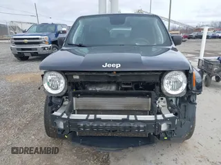 2020 Jeep Renegade Sport z VIN ZACNJBAB7LPL77290, wystawiony jako IAAI lot #41526270 z przebiegiem 52 327 mil mil oraz . Historia ofert i sprzedaży dostępna na DreamBid. Obrazek 13.