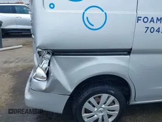 2018 Nissan NV200 S with VIN 3N6CM0KN9JK703596, listed as a IAAI auction lot 42623159 with Not provided miles and . Bid and sale history available at DreamBid. Image 17.