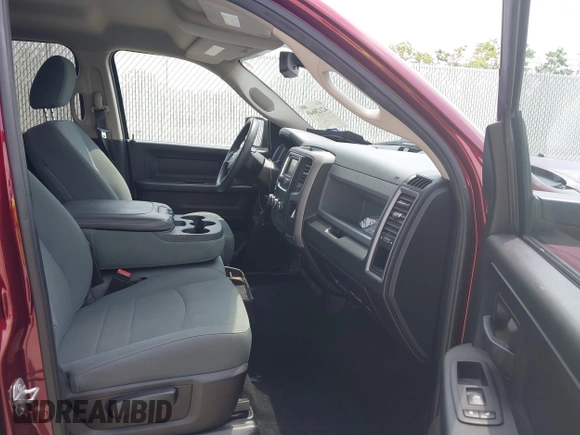 2020 Ram 1500 Express с VIN 3C6RR6KG0LG175401, выставлен на аукционе IAAI как лот 42120649 с пробегом 163 093 миль миль и . История ставок и продаж доступна на DreamBid. Изображение 5.
