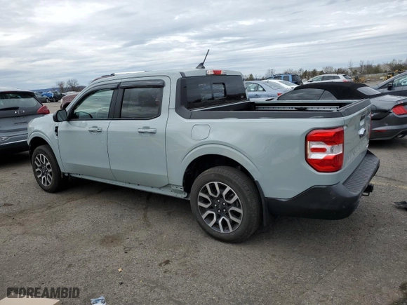 2024 Ford Maverick LARIAT with VIN 3FTTW8S98RRA01724, listed as a Copart auction lot 51110965 with 4,699 mi miles and Salvage Title. Bid and sale history available at carsss.com. Image 2.