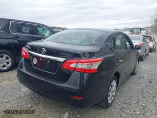 2015 Nissan Sentra S with VIN 3N1AB7AP3FY378320, listed as a IAAI auction lot 41833585 with 58,623 mi miles. Bid and sale history available at carsss.com. Image 4.