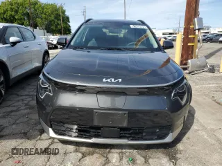 2023 Kia Niro EV Wind with VIN KNDCR3L16P5045630, listed as a Copart auction lot 51439095 with 51,784 mi miles and Clean Title. Bid and sale history available at carsss.com. Image 5.
