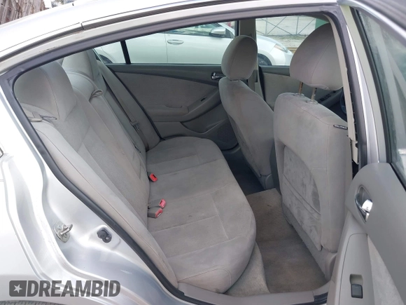2012 Nissan Altima S z VIN 1N4AL2AP5CC189238, wystawiony jako IAAI lot #41686213 z przebiegiem 101 970 mil mil oraz . Historia ofert i sprzedaży dostępna na DreamBid. Obrazek 8.