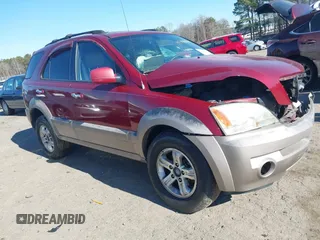 2005 Kia Sorento LX with VIN KNDJD733355356184, listed as a IAAI auction lot 41348024 with 203,344 mi miles. Bid and sale history available at carsss.com. Image 1.