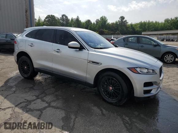 2019 Jaguar F-Pace 25t z VIN SADCS2FXXKA390386, wystawiony jako Copart lot #54671255 z przebiegiem 103 930 mil mil oraz Szkoda całkowita • Salvage title. Historia ofert i sprzedaży dostępna na DreamBid. Obrazek 4.
