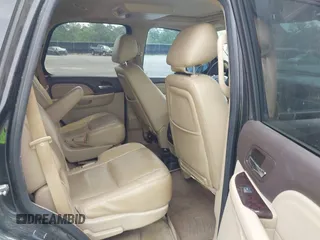 2013 GMC Yukon Denali with VIN 1GKS2EEF7DR306177, listed as a IAAI auction lot 42046734 with 263,976 mi miles. Bid and sale history available at carsss.com. Image 8.