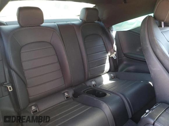 2018 Mercedes-Benz C 300 с VIN WDDWJ4JB0JF721390, выставлен на аукционе Copart как лот 50148695 с пробегом 72 436 миль миль и Списание • Salvage title. История ставок и продаж доступна на DreamBid. Изображение 10.