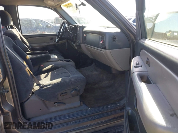 2002 Chevrolet Tahoe LT with VIN 1GNEC13Z12J233208, listed as a IAAI auction lot 41659873 with 238,922 mi miles and . Bid and sale history available at DreamBid. Image 5.