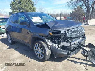 2023 Jeep Compass Latitude Lux с VIN 3C4NJDFN5PT546738, выставлен на аукционе IAAI как лот 41740196 с пробегом 33 377 миль миль и . История ставок и продаж доступна на DreamBid. Изображение 1.
