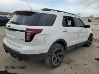 2014 Ford Explorer Sport with VIN 1FM5K8GT9EGC57859, listed as a Copart auction lot 50327755 with 241,925 mi miles and Salvage title. Bid and sale history available at DreamBid. Image 3.