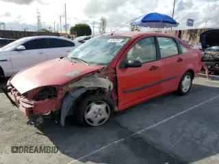 2001 Ford Focus LX with VIN 1FAFP33P91W151083, listed as a Copart auction lot 48943555 with 157,848 mi miles and Salvage Title. Bid and sale history available at carsss.com. Image 1.