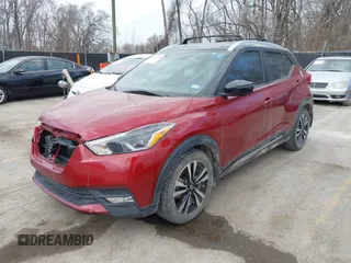 2019 Nissan Kicks SR with VIN 3N1CP5CUXKL492775, listed as a IAAI auction lot 41781059 with 152,745 mi miles. Bid and sale history available at carsss.com. Image 17.