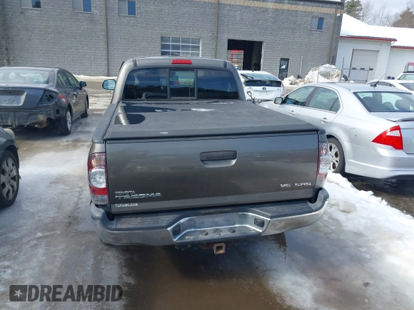 2013 Toyota Tacoma with VIN 3TMMU4FNXDM054733, listed as a IAAI auction lot 41621550 with 1 mi miles. Bid and sale history available at carsss.com. Image 16.