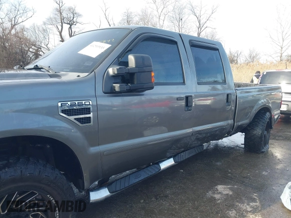 2008 Ford Super Duty F-250 SRW XL with VIN 1FTSW21508EC67716, listed as a IAAI auction lot 41293935 with 163,947 mi miles. Bid and sale history available at carsss.com. Image 6.