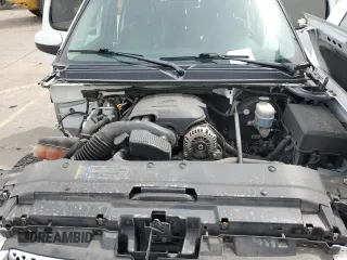 2008 GMC Yukon XL z VIN 1GKFK66858J243561, wystawiony jako Copart lot #50010235 z przebiegiem 152 837 mil mil oraz Szkoda całkowita • Salvage title. Historia ofert i sprzedaży dostępna na DreamBid. Obrazek 13.