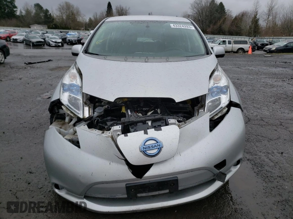 2015 Nissan LEAF SV with VIN 1N4AZ0CP6FC324845, listed as a Copart auction lot 43324283 with 53,815 mi miles. Bid and sale history available at carsss.com. Image 5.