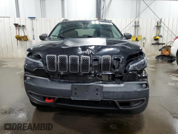 2020 Jeep Cherokee Trailhawk with VIN 1C4PJMBX2LD638678, listed as a Copart auction lot 52197785 with 103,724 mi miles and Salvage title. Bid and sale history available at DreamBid. Image 5.