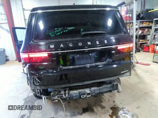 2024 Jeep Wagoneer Series II with VIN 1C4SJSBP6RS101430, listed as a IAAI auction lot 41626316 with 31,126 mi miles and . Bid and sale history available at carsss.com. Image 6.