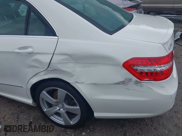 2012 Mercedes-Benz E 350 Luxury with VIN WDDHF8JB8CA569070, listed as a IAAI auction lot 42383072 with 101,751 mi miles and . Bid and sale history available at DreamBid. Image 6.