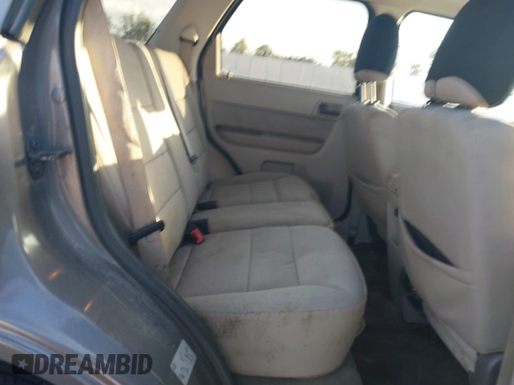 2011 Ford Escape XLT with VIN 1FMCU0D70BKA27369, listed as a IAAI auction lot 40970437 with 119,719 mi miles. Bid and sale history available at carsss.com. Image 8.