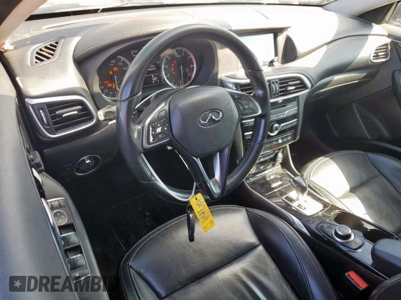 2017 Infiniti QX30 Premium z VIN SJKCH5CPXHA035207, wystawiony jako Copart lot #58467325 z przebiegiem 121 959 mil mil oraz Czysty tytuł • Clean title. Historia ofert i sprzedaży dostępna na DreamBid. Obrazek 8.