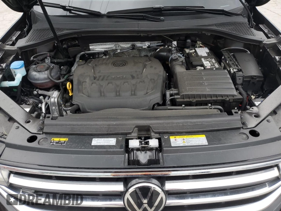 2024 Volkswagen Tiguan SEL R-Line z VIN 3VV4B7AX5RM104673, wystawiony jako Copart lot #56304905 z przebiegiem 9 167 mil mil oraz Czysty tytuł • Clean title. Historia ofert i sprzedaży dostępna na DreamBid. Obrazek 12.