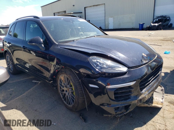2017 Porsche Cayenne S E-Hybrid with VIN WP1AE2A22HLA68634, listed as a Copart auction lot 63874754 with 44,787 mi miles and Salvage title. Bid and sale history available at DreamBid. Image 4.