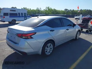 2020 Nissan Versa S with VIN 3N1CN8DV7LL811887, listed as a IAAI auction lot 42064948 with 115,490 mi miles. Bid and sale history available at carsss.com. Image 4.