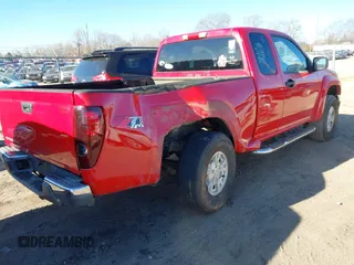 2004 Chevrolet Colorado LS Z71 with VIN 1GCDT196648210468, listed as a IAAI auction lot 41342300 with 206,478 mi miles. Bid and sale history available at carsss.com. Image 4.