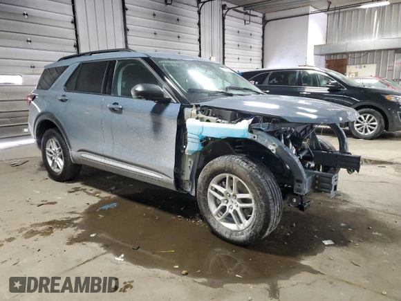2025 Ford Explorer Active with VIN 1FMUK8DH6SGB15752, listed as a Copart auction lot 44458445 with 0 mi miles and Salvage Title. Bid and sale history available at carsss.com. Image 4.