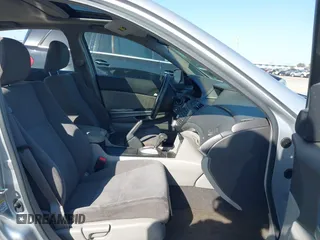2008 Honda Accord EX with VIN JHMCP26798C051658, listed as a IAAI auction lot 41841932 with 108,778 mi miles and . Bid and sale history available at DreamBid. Image 5.