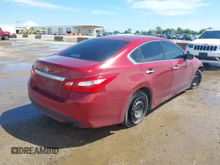 2017 Nissan Altima SV with VIN 1N4AL3AP6HC275946, listed as a IAAI auction lot 42439563 with 132,961 mi miles and . Bid and sale history available at DreamBid. Image 4.