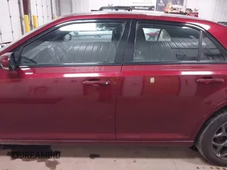 2018 Chrysler 300 S с VIN 2C3CCAGG5JH302401, выставлен на аукционе IAAI как лот 41493239 с пробегом 171 610 миль миль и . История ставок и продаж доступна на DreamBid. Изображение 15.