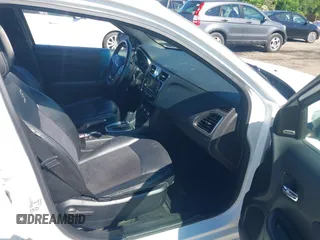 2013 Chrysler 200 Limited with VIN 1C3CCBCG4DN574932, listed as a IAAI auction lot 42219584 with 123,992 mi miles. Bid and sale history available at carsss.com. Image 5.