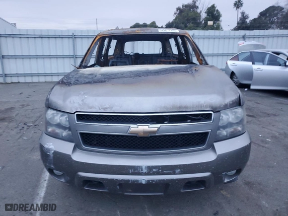 2009 Chevrolet Suburban LT w/2LT with VIN 1GNFK26329R281980, listed as a Copart auction lot 45217865 with 0 mi miles and Non Repairable. Bid and sale history available at carsss.com. Image 5.