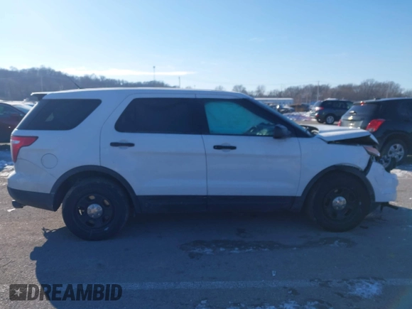 2014 Ford Police Interceptor Utility z VIN 1FM5K8ARXEGA33593, wystawiony jako IAAI lot #41342821 z przebiegiem 175 456 mil mil oraz . Historia ofert i sprzedaży dostępna na DreamBid. Obrazek 12.