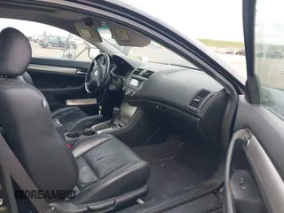 2005 Honda Accord EX-L z VIN 1HGCM82635A004662, wystawiony jako IAAI lot #41624912 z przebiegiem 219 890 mil mil oraz . Historia ofert i sprzedaży dostępna na DreamBid. Obrazek 5.