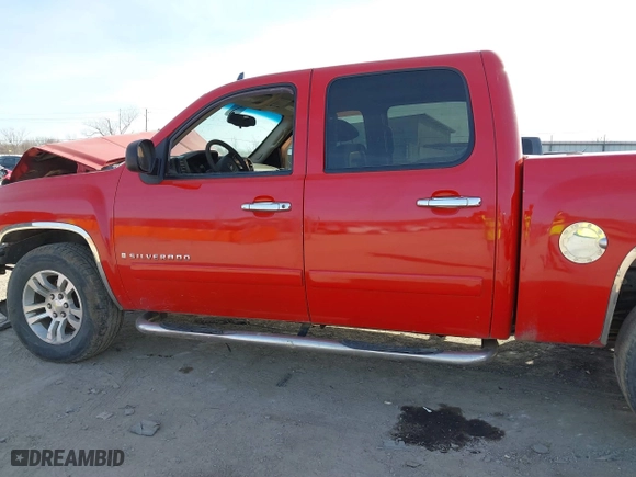 2007 Chevrolet Silverado 1500 LT w/1LT with VIN 2GCEC13C371733814, listed as a IAAI auction lot 41423813 with 1 mi miles. Bid and sale history available at carsss.com. Image 15.