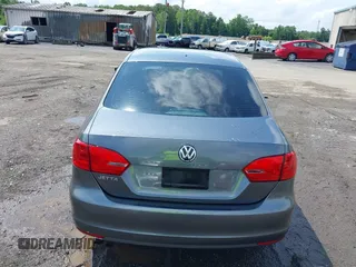 2013 Volkswagen Jetta S with VIN 3VW2K7AJ5DM285488, listed as a IAAI auction lot 42521944 with 132,655 mi miles and . Bid and sale history available at DreamBid. Image 17.