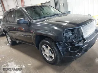 2008 Chevrolet TrailBlazer Fleet w/2FL with VIN 1GNDT13S582205123, listed as a IAAI auction lot 41697053 with 123,097 mi miles. Bid and sale history available at carsss.com. Image 1.