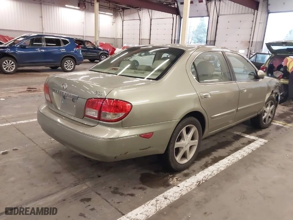 2003 Infiniti I35 Luxury with VIN JNKDA31A53T117792, listed as a IAAI auction lot 41210068 with 94,684 mi miles. Bid and sale history available at carsss.com. Image 4.