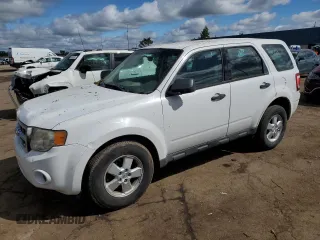 2011 Ford Escape XLS with VIN 1FMCU0C76BKA28561, listed as a Copart auction lot 58241285 with 105,576 mi miles and Clean title. Bid and sale history available at DreamBid. Image 1.