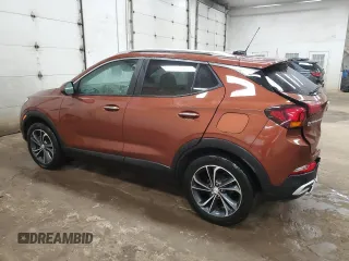 2021 Buick Encore GX Select с VIN KL4MMESL1MB053014, выставлен на аукционе Copart как лот 49257175 с пробегом 94 772 миль миль и На запчасти • Non repairable. История ставок и продаж доступна на DreamBid. Изображение 2.