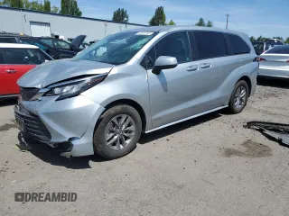 2021 Toyota Sienna LE with VIN 5TDKRKEC5MS022995, listed as a Copart auction lot 58016745 with 90,528 mi miles and Salvage title. Bid and sale history available at DreamBid. Image 1.