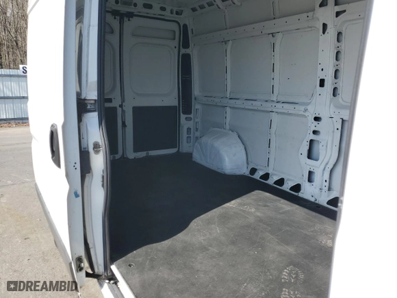 2014 Ram ProMaster Cargo Van with VIN 3C6TRVDD4EE130009, listed as a Copart auction lot 51142205 with 98,442 mi miles and Clean Title. Bid and sale history available at carsss.com. Image 10.